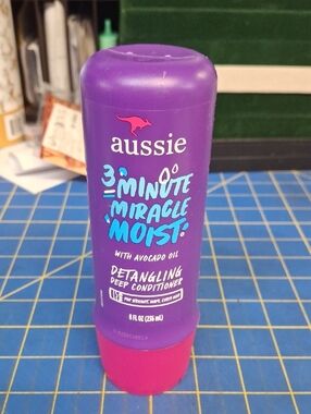 Aussie 3 Minute Miracle Moist Detangling Conditioner New Sealed Bottle